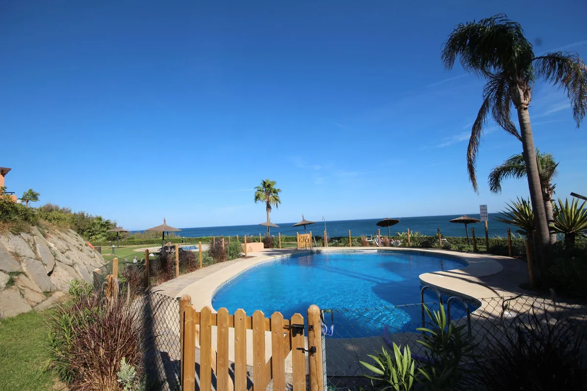 8f4e458d-a921-47b5-837e-39097591a827