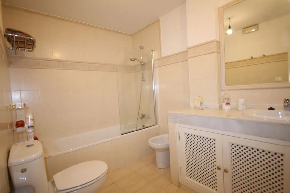 a9fb3908-12f6-40cc-a839-390e8582e54a