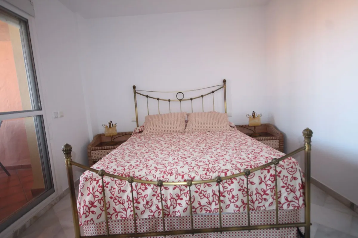 ef01512e-f246-4897-86cc-d5eda0408f9e