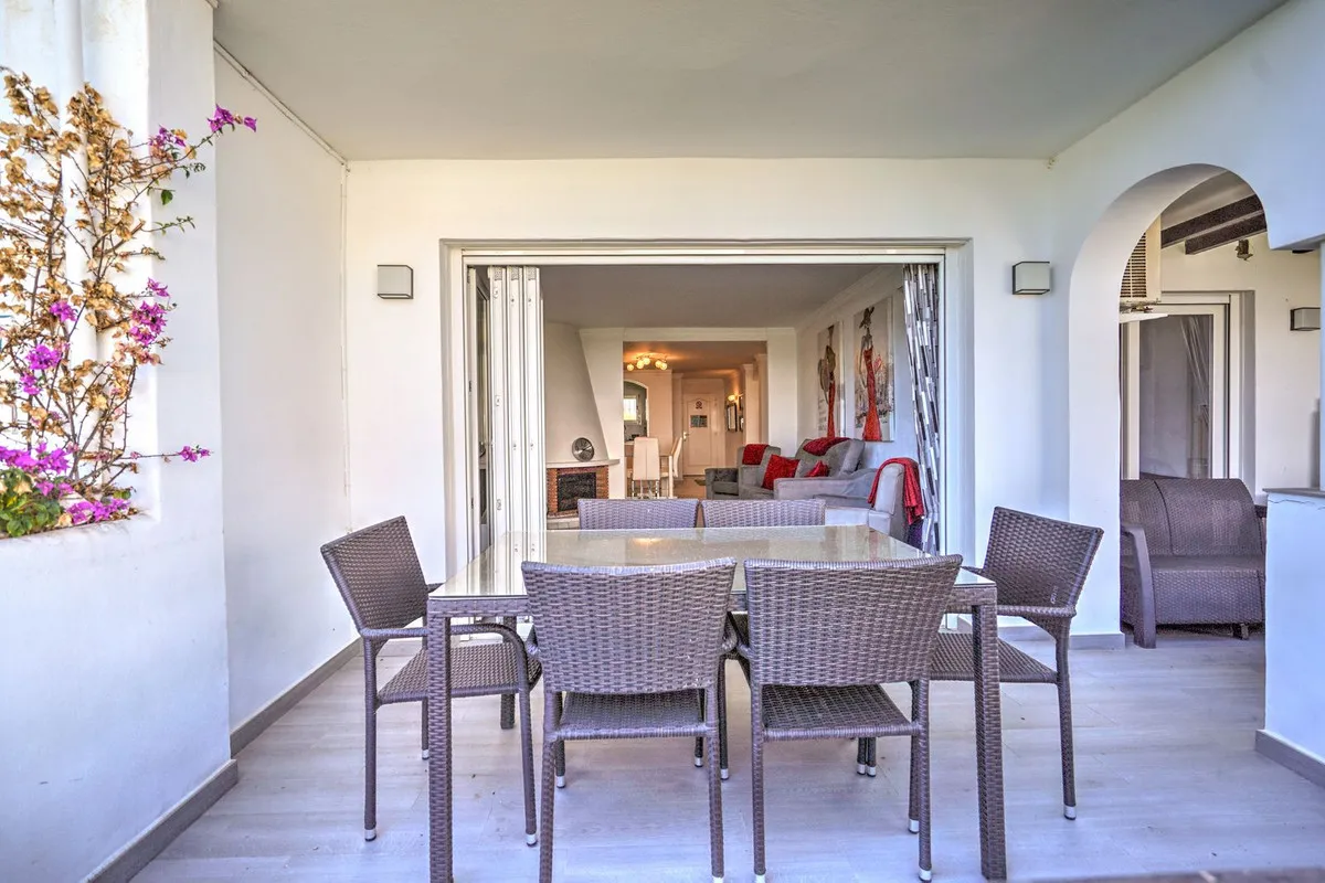 0de0db47-6cf5-400e-a72f-a8740fd854aa