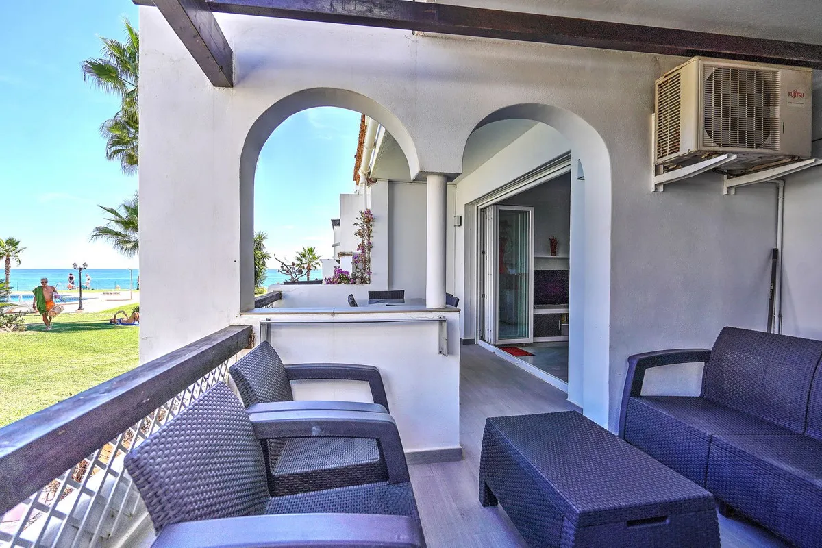 2d04fc8f-4fc5-4034-8c2b-865abacb8d86