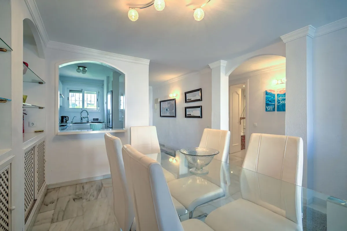 a566743b-34a6-441c-916d-01e3d0f3243d