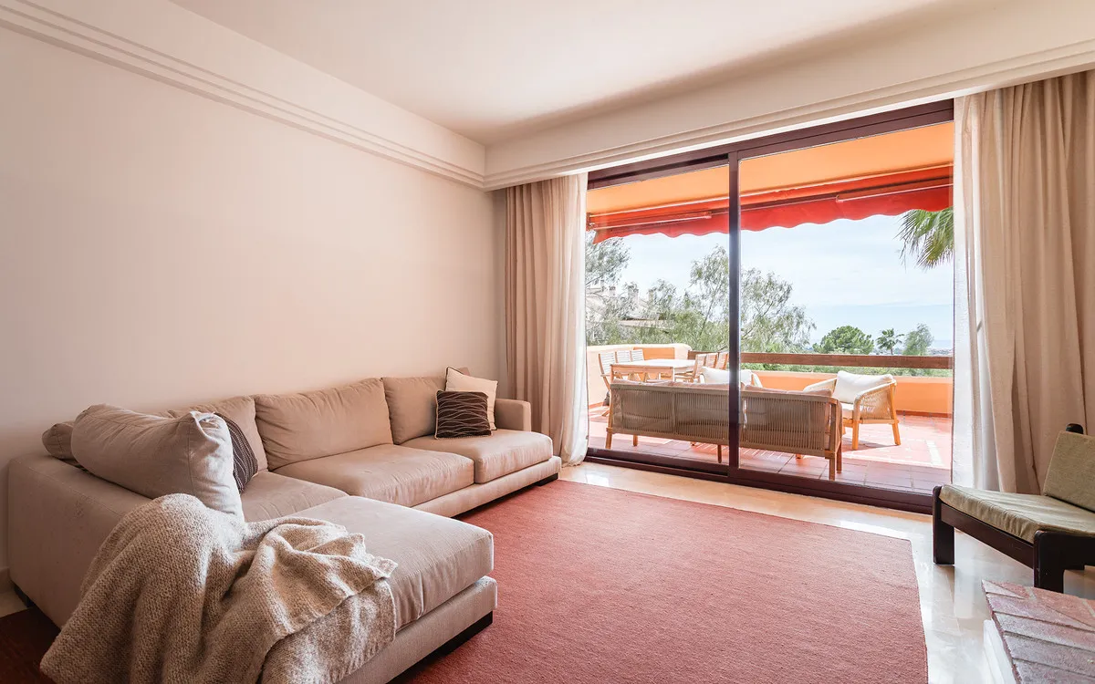 63bdcd4e-416f-413c-8f08-b415d26d4e25