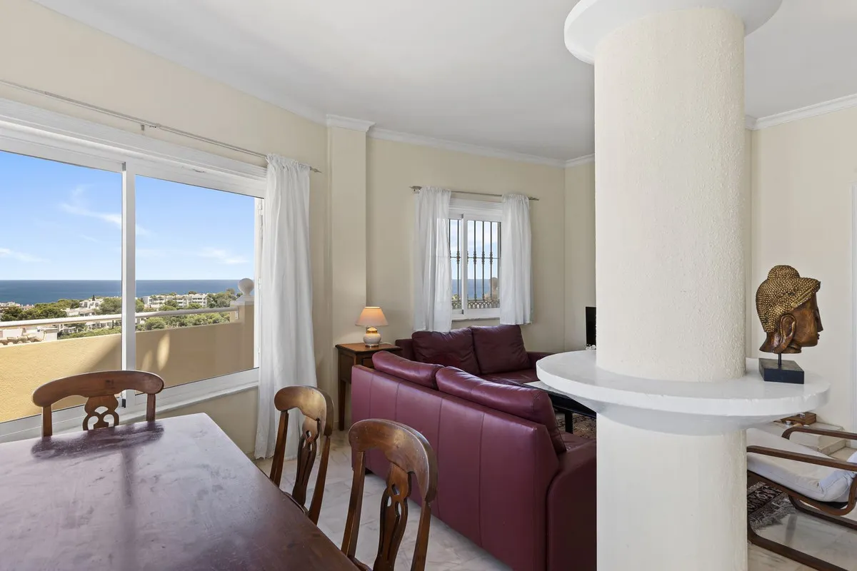 816df0b8-af4b-49d9-8ff2-1614aa4f1750