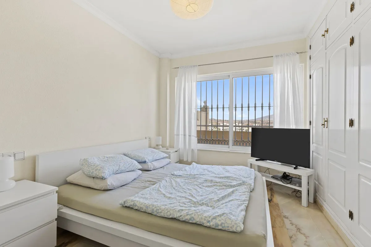 afaf562b-797c-4326-a145-f5e5d83f8b76