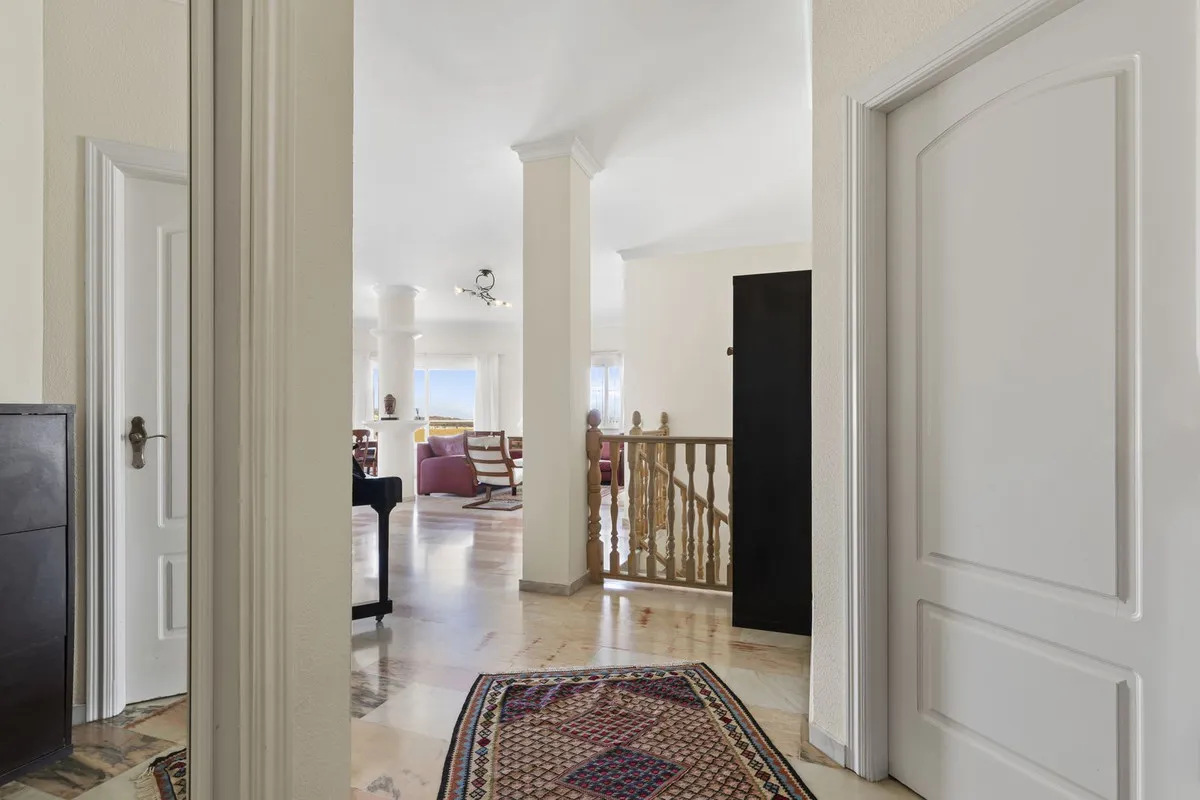 fb547acb-453c-4cc2-bc00-3dba1d38af43