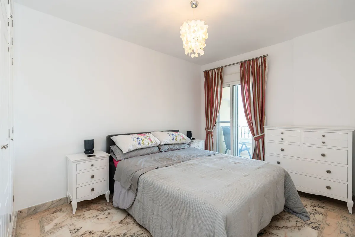 3792d7a2-c266-4b3f-bb19-6150794f4b58