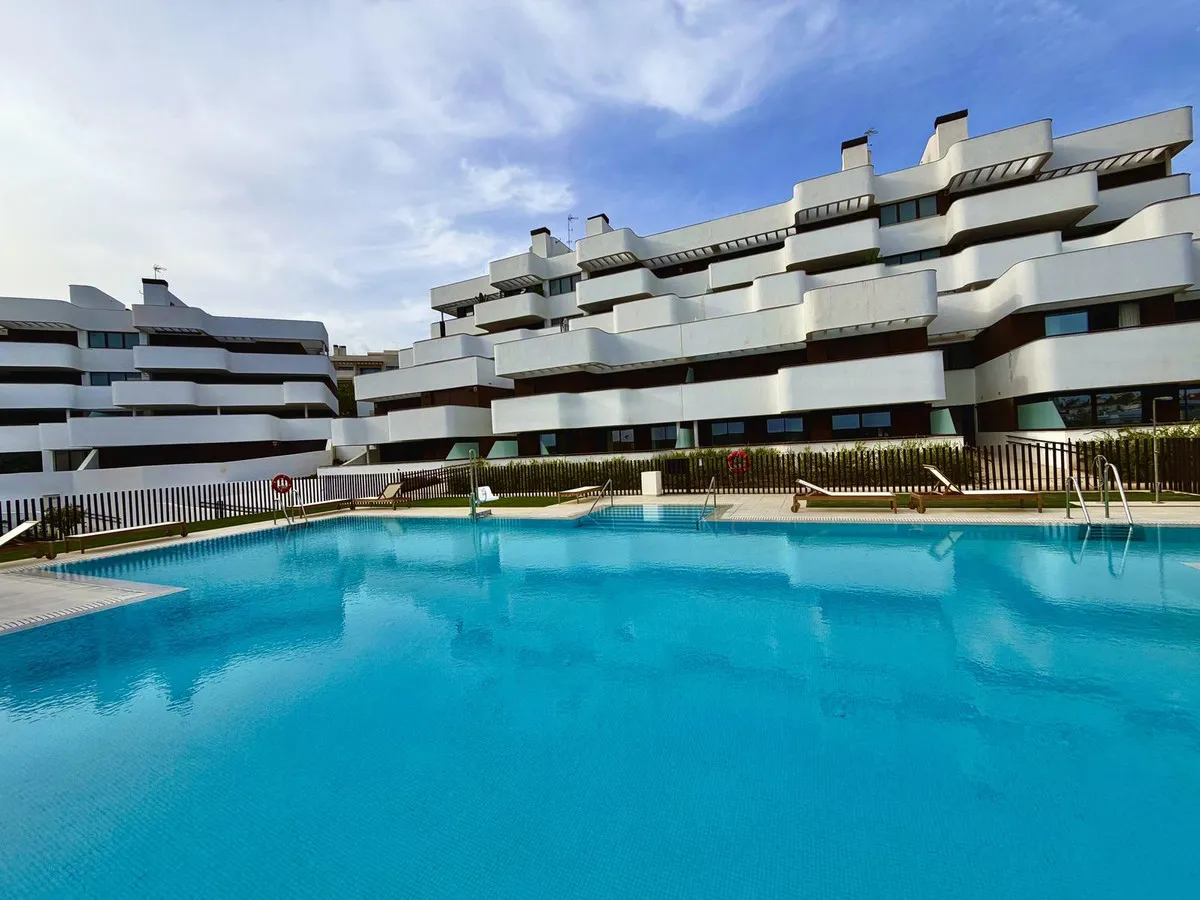 137a0d17-e1c8-4432-8a4f-8b5aea239b37