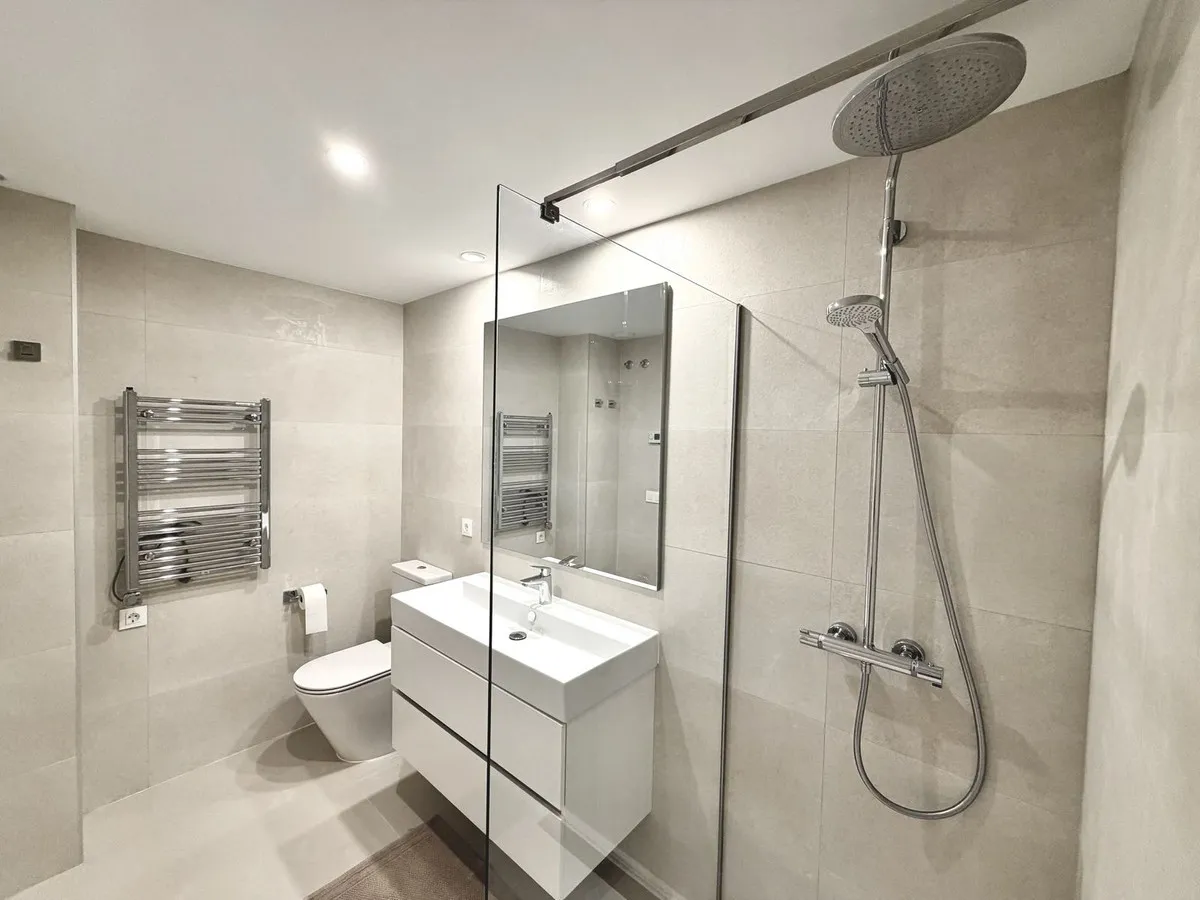 f989e916-129a-4b5b-aa94-7af92689f9fb