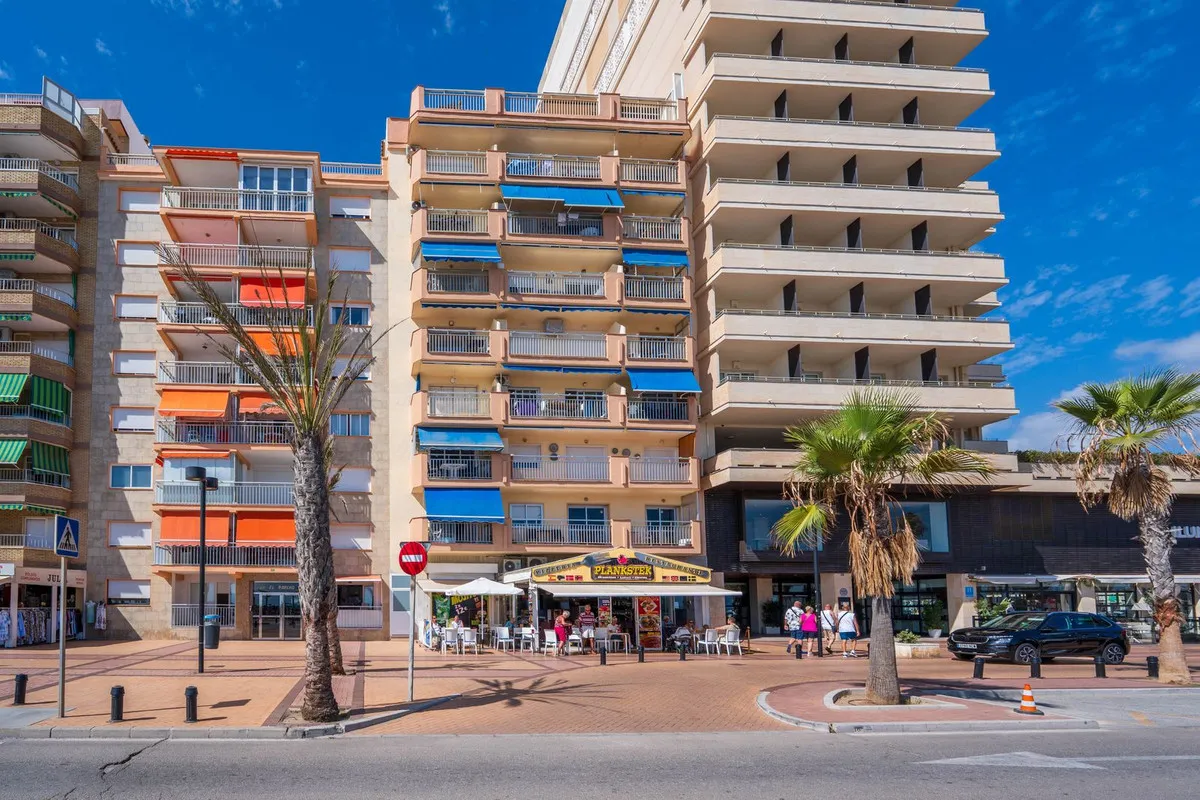 b058b050-92b6-42e3-ba4d-4867bf92815c