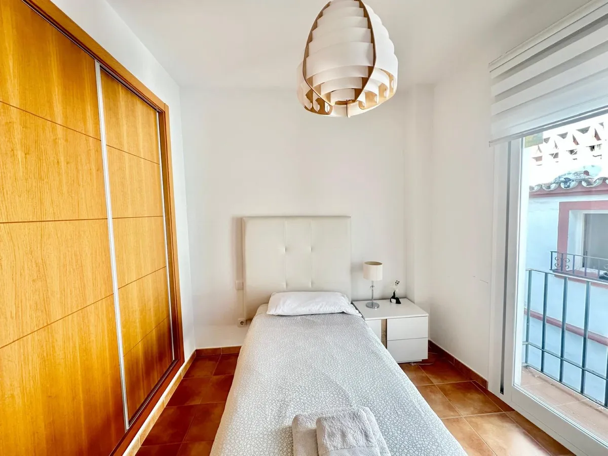 3030fbdc-af28-419b-8cf5-1603700a0ae3