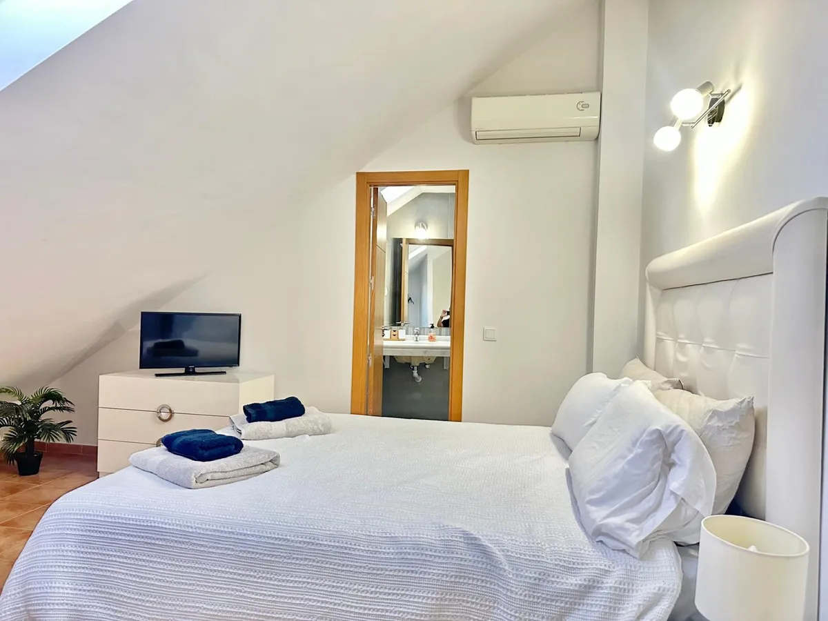 8c5095f8-cbb3-4b97-8ce8-edf72dbf4bb6