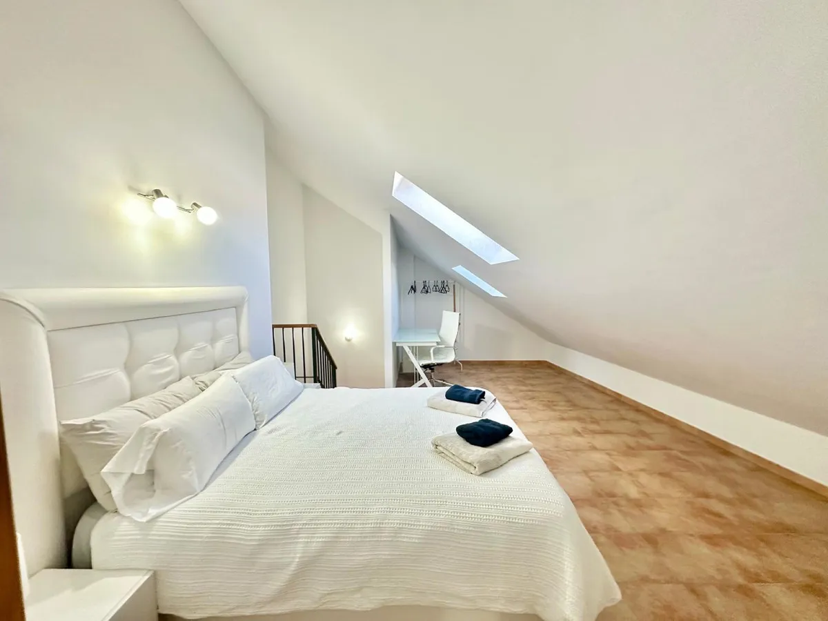 a0a7d242-413f-4cb5-a588-ba84004098ce