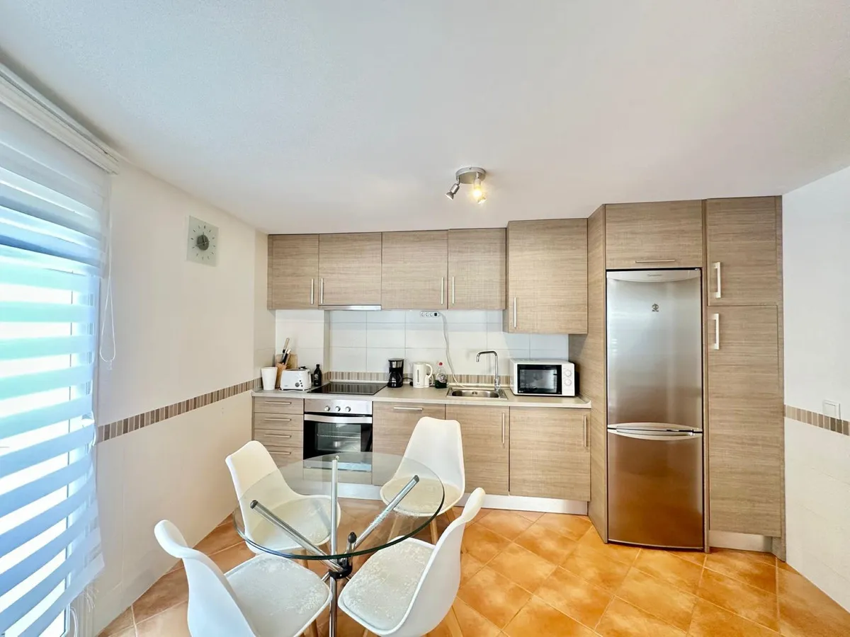 a37d5a2b-533c-4bfb-aa56-7503064fc8b5