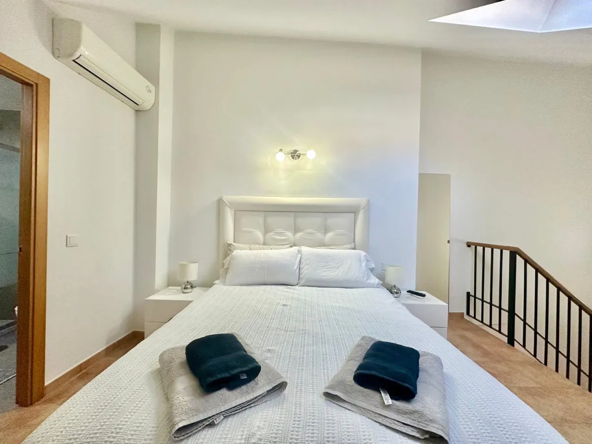 b830ce45-2b3a-4b63-8c74-5ff621badd11