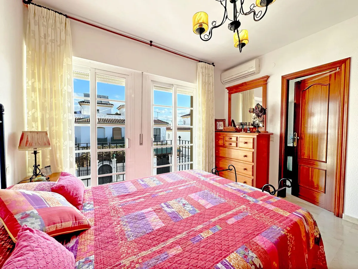 1399560a-883b-4692-8520-720d9b9634bc