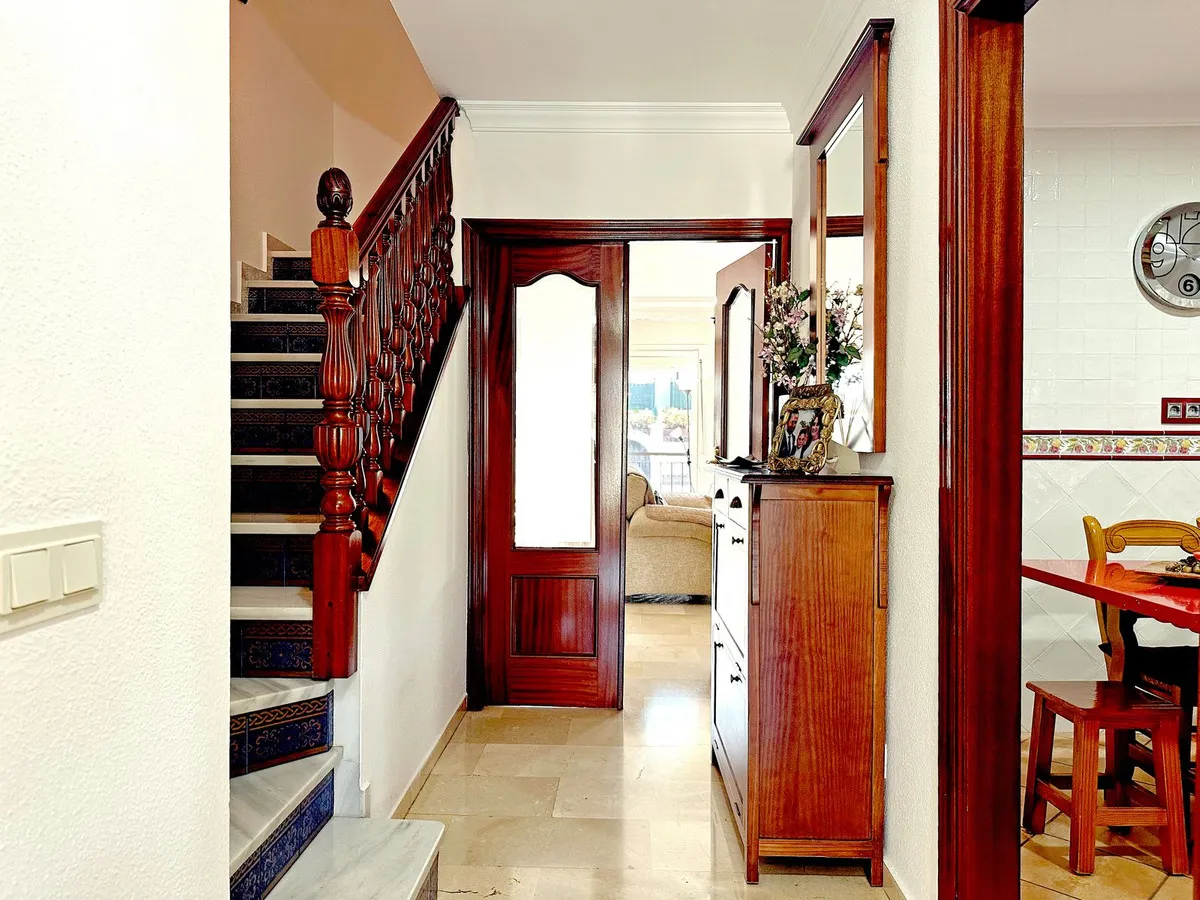 1b2bb973-577b-48dc-9101-abc2c9e59da0