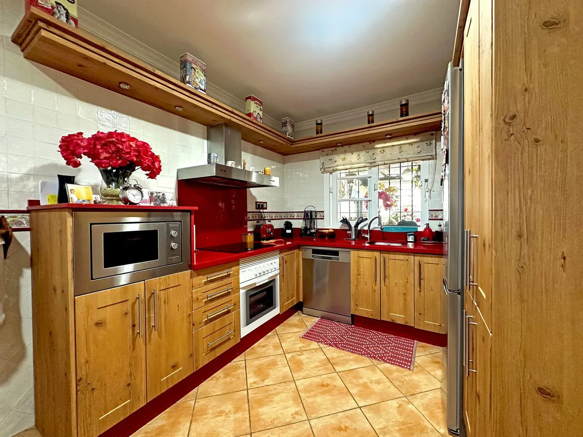 6a680df0-97b8-4511-abc8-e79ab7cc44a8