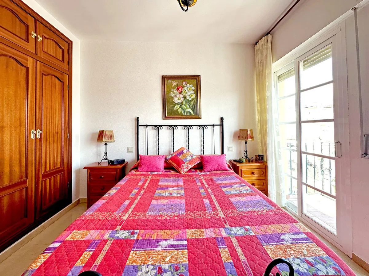 a13921d7-7c8a-418f-a277-b77c1c414a0a