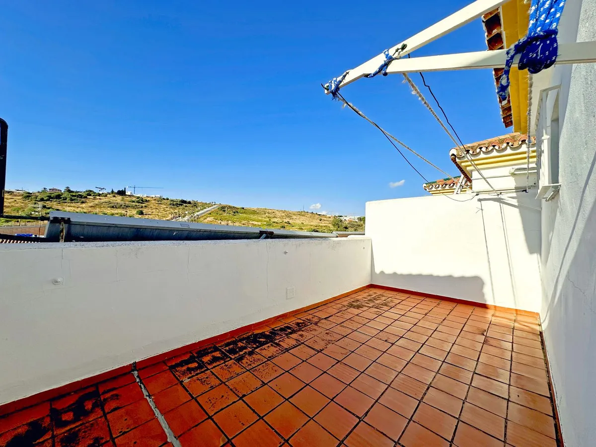 a790cd51-04db-42c8-b277-08d3646794a3