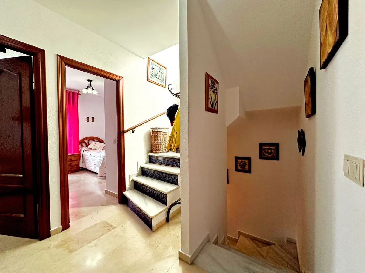 f1a94aa3-bf39-4a0f-bb0c-d1d1a83579e0