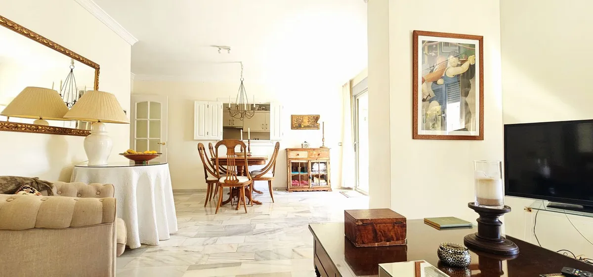 56b0067e-c9a7-4b6a-87d7-f7a4f527a015