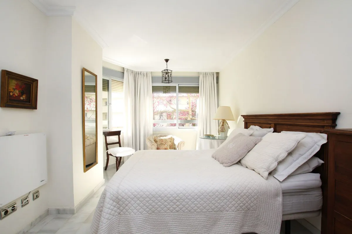 d295db54-1501-40db-bf2c-a2c1fd08283c