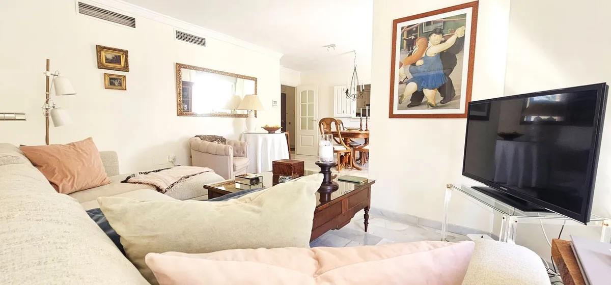 f8b3efa5-2c42-4871-b379-7f0fa67524b6