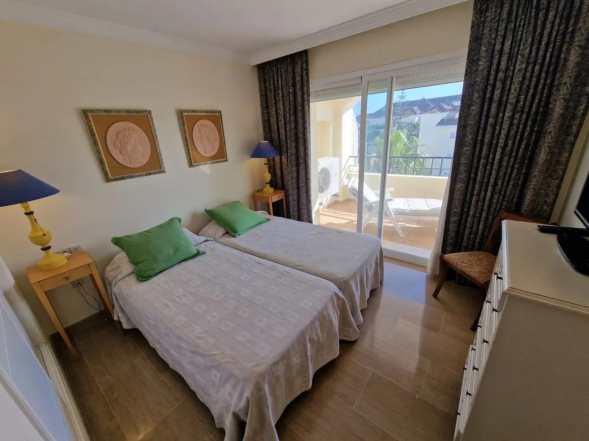 5906c184-8728-47e6-a584-0d01badc7656