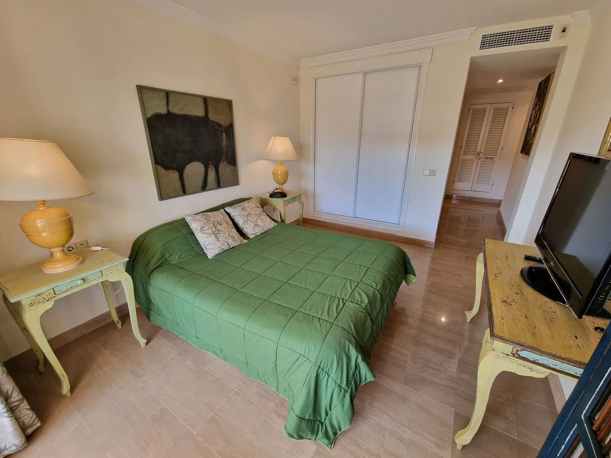 677e0012-a83c-4b93-8b04-704eb3d4cbda