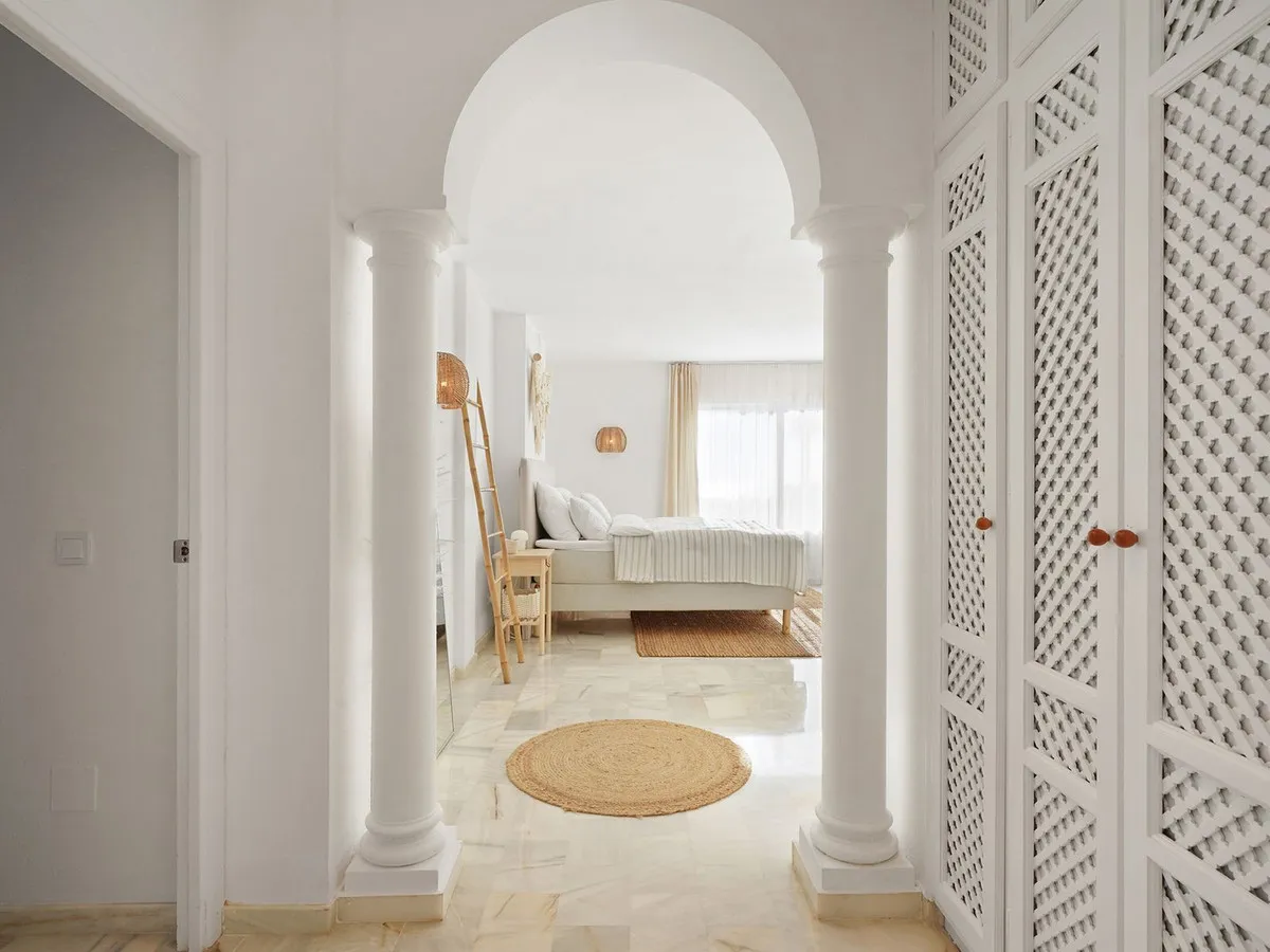 5ef75986-fd6a-4b2d-80a4-9b3d9a9f73f9