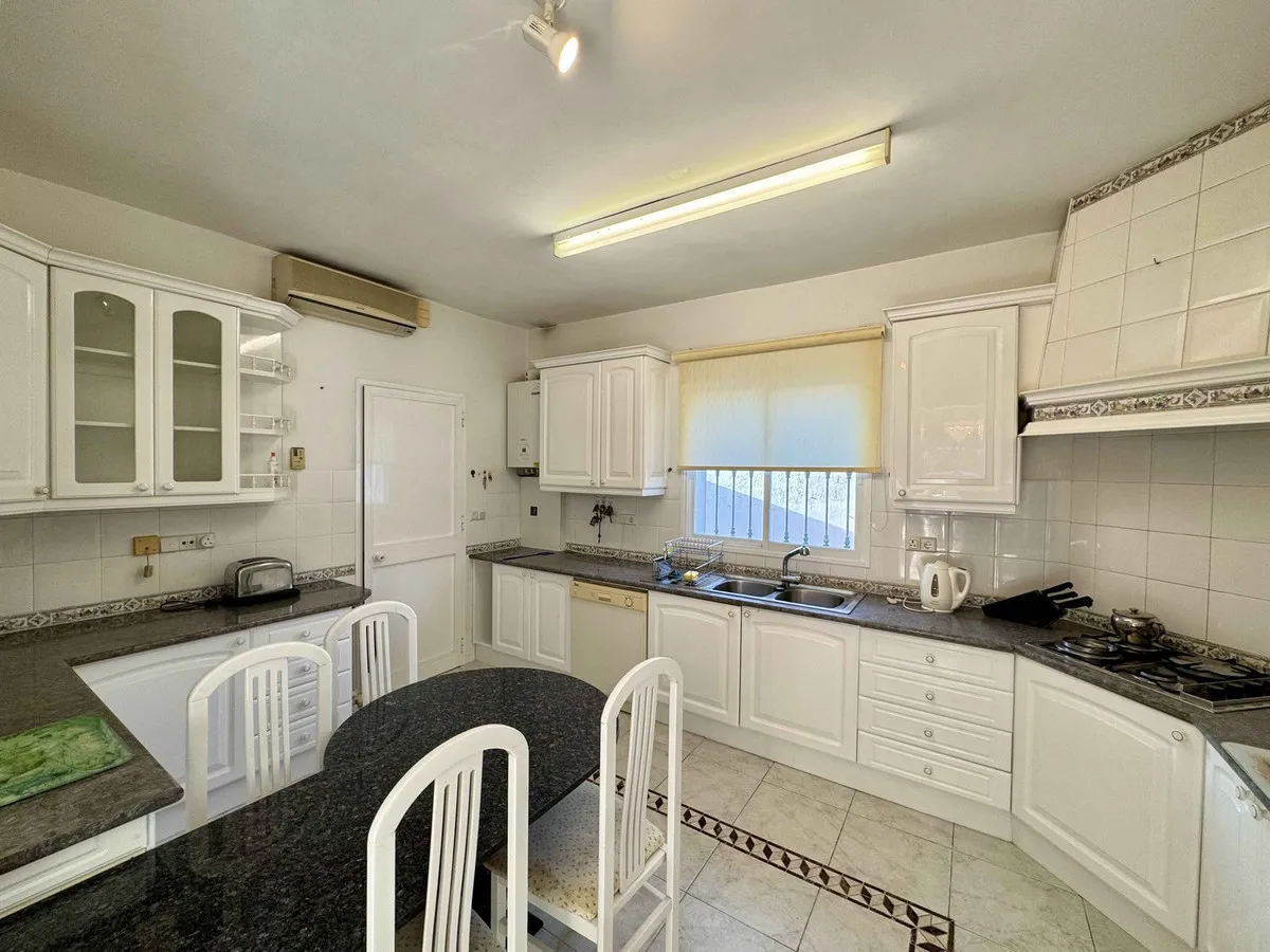 1a45d487-ac14-4585-a474-f10a14126605