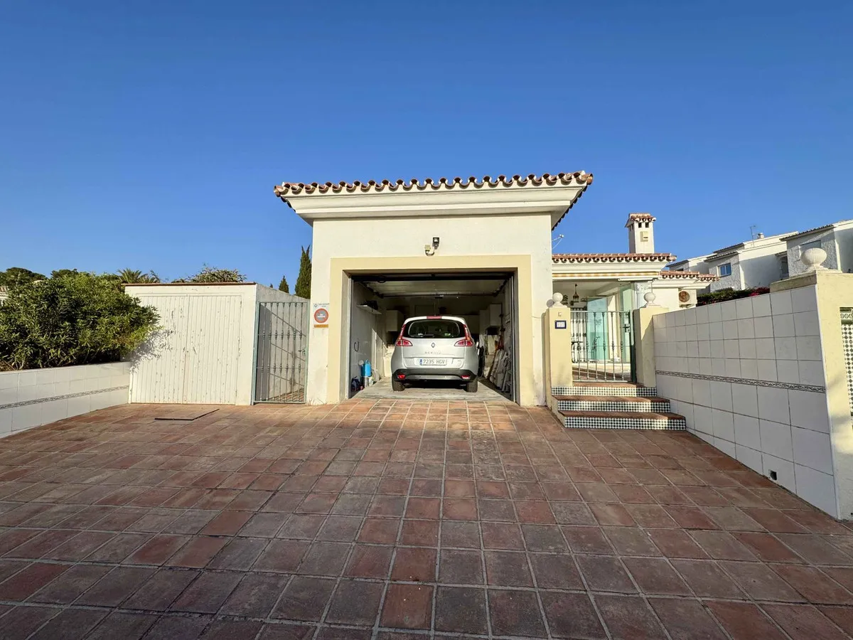 1e1b8392-b820-47d2-8418-8ad048edc134