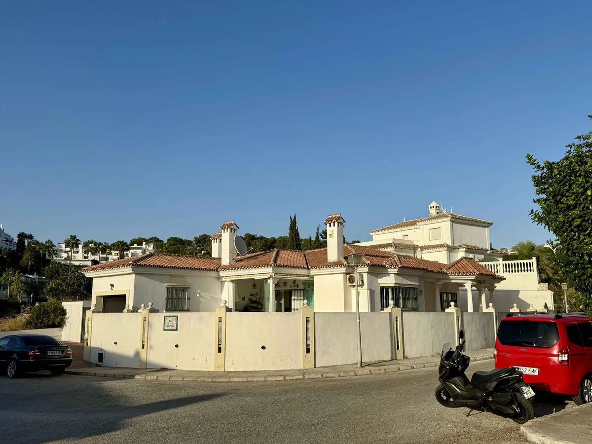 4325cfe4-3651-4a99-8bc0-91d244d4ecf8