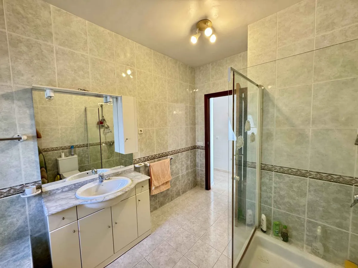 7a111bb6-f83c-457a-82c9-3271b74f63bd