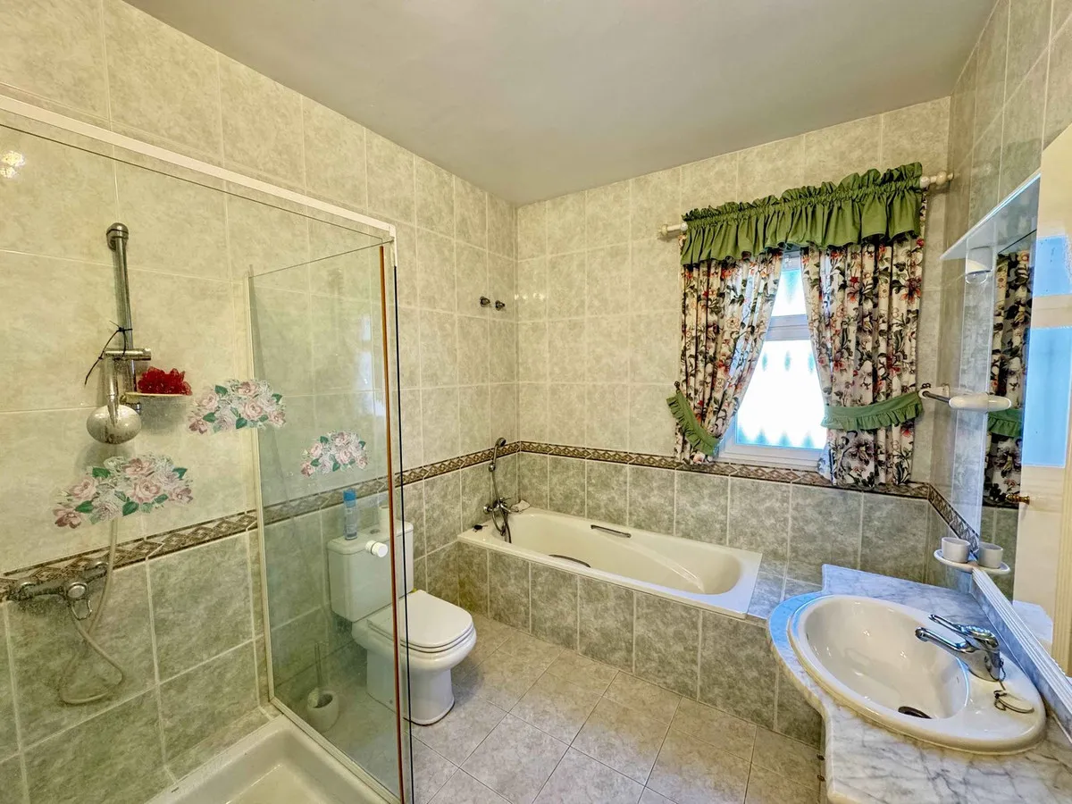 bb8378c5-8f3e-4fb9-b20f-95464f977a3b