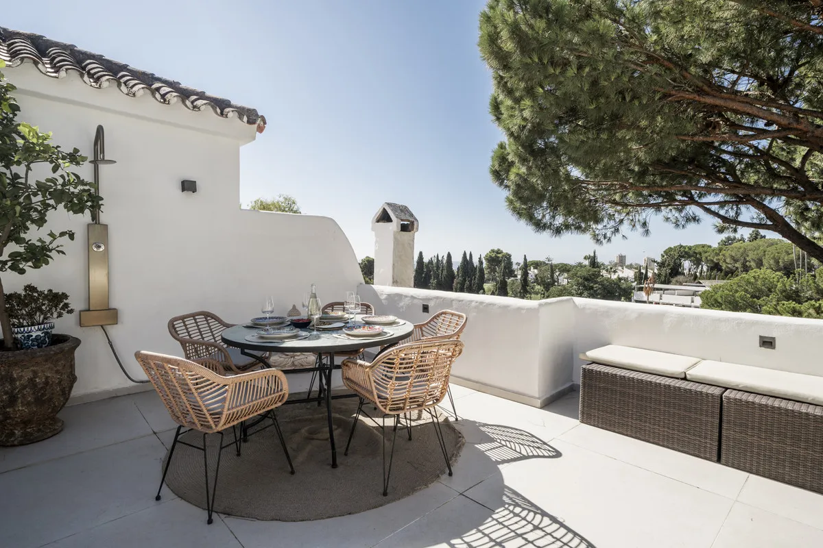 d8b9a08e-8b5e-42fd-adb9-70bccea5ca9a