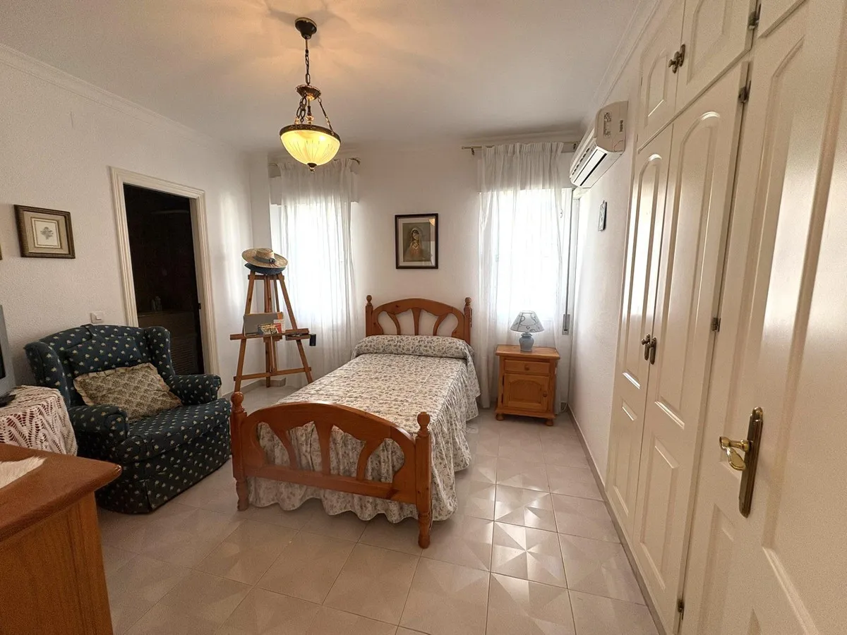 036d3c43-2c67-4640-aa2e-f12d2d2657c2