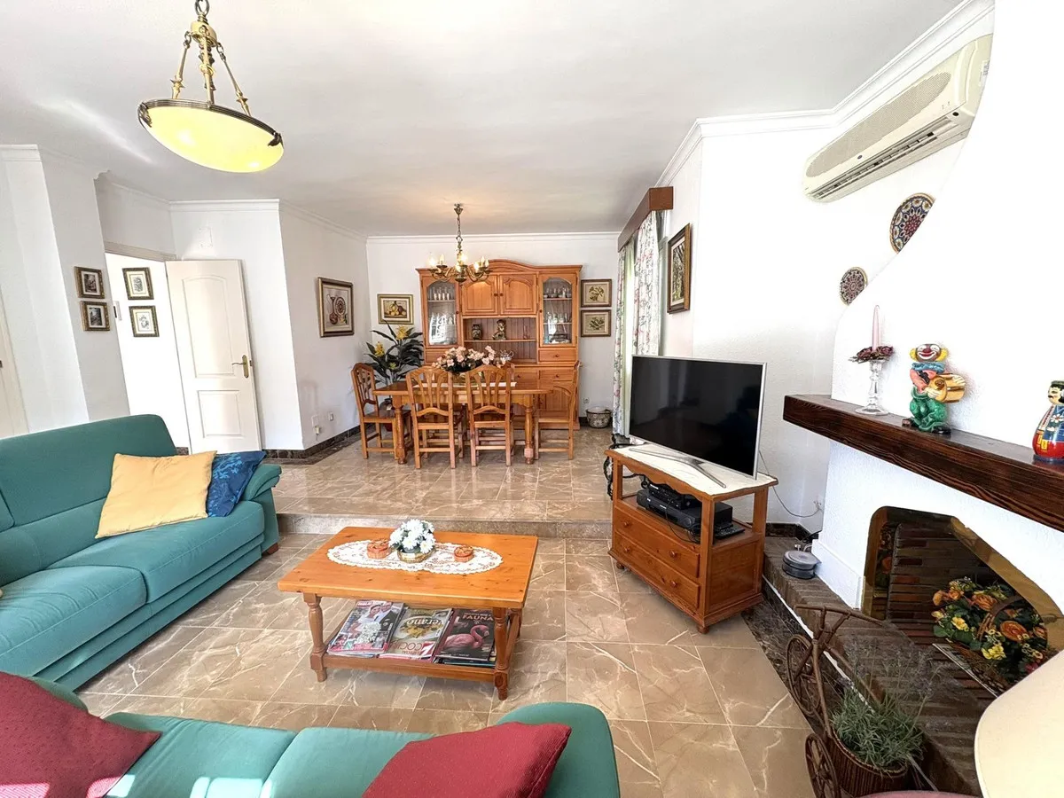 1a7d72a5-7593-4a17-a148-2c6576c69960