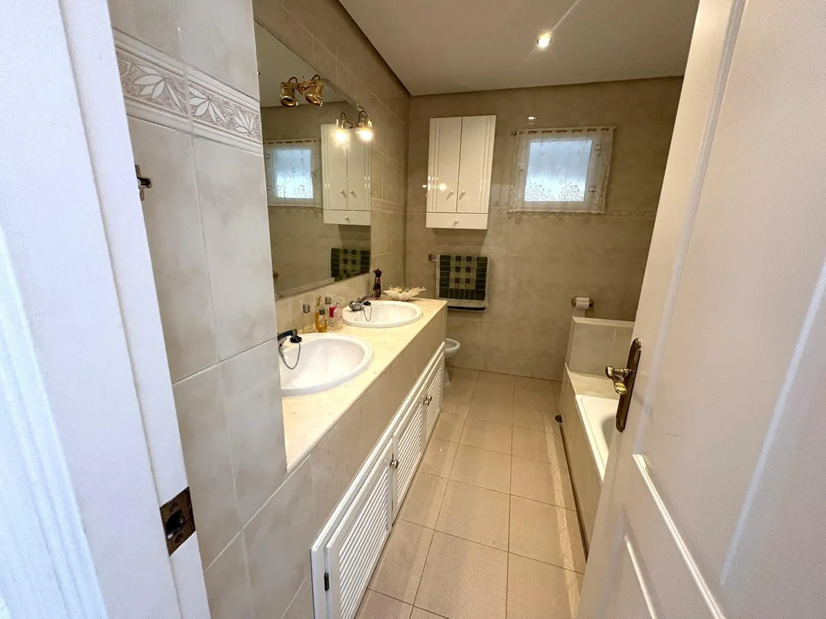 3892bb7c-631d-45e4-9b2e-668c7f315894