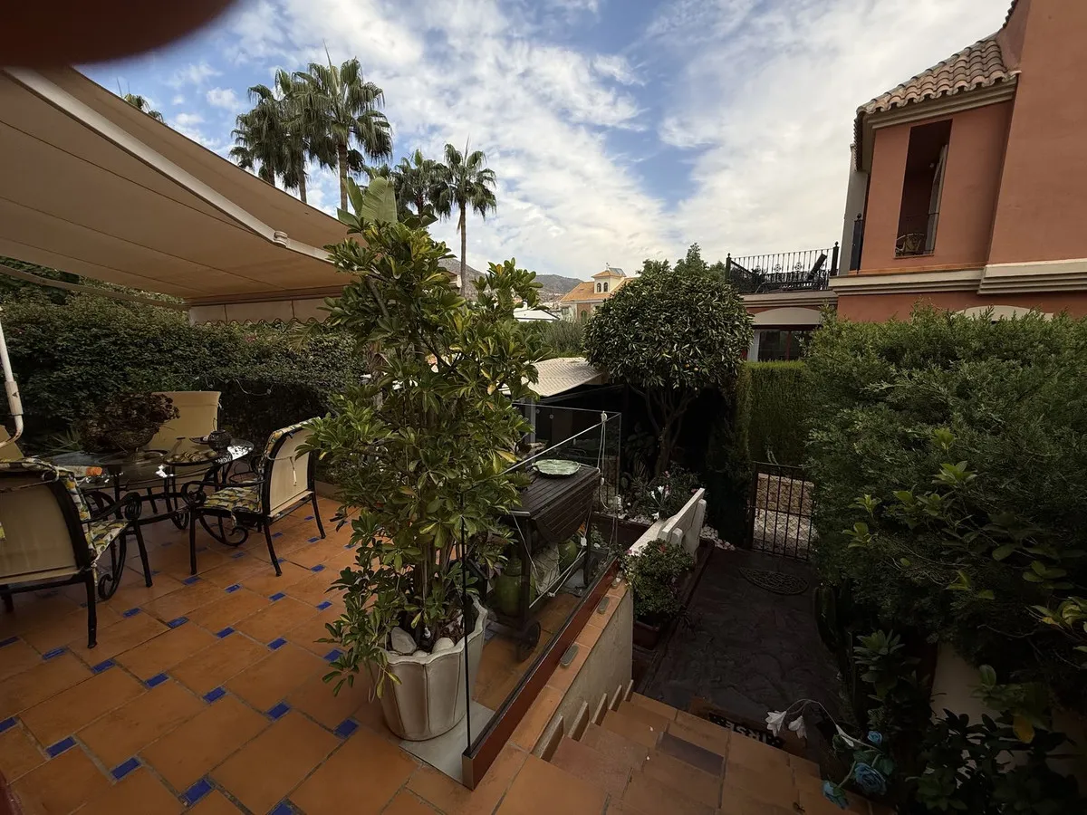 0c6edba7-28af-466d-90fb-7b85c33300f0