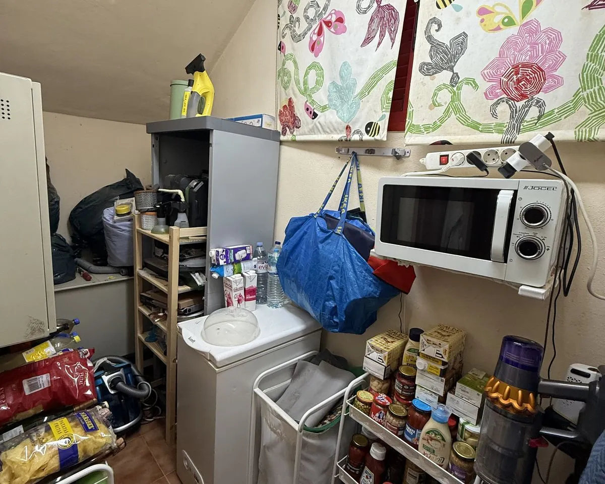 74433770-c8d1-415f-8fb4-e630e3235634