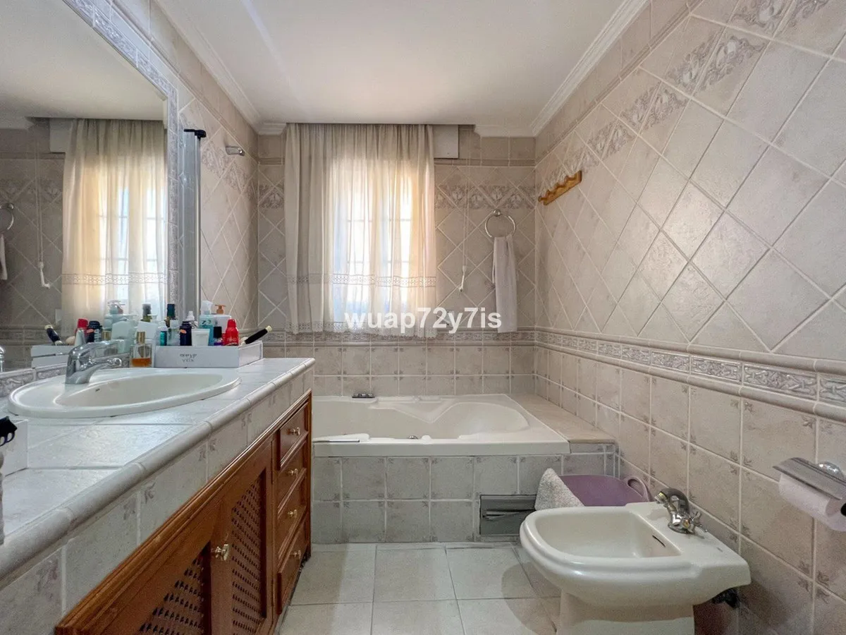 13abd471-0e8c-4d16-99a9-303047583884