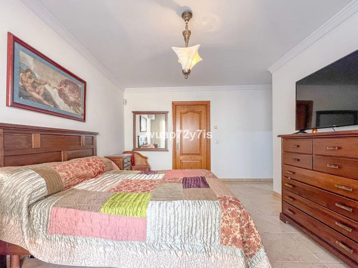 594fb0c6-ab9e-42df-9fe5-15b2caec3a41