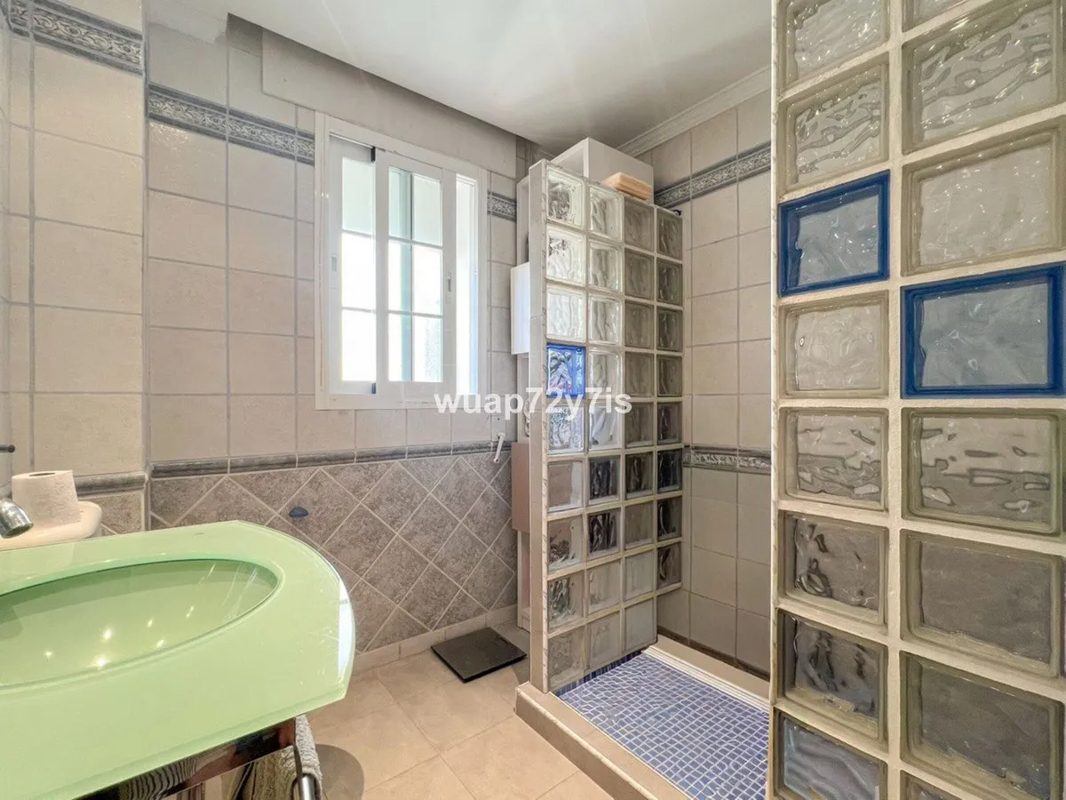 a7a3504b-13ae-4928-8d80-4560edfe1400