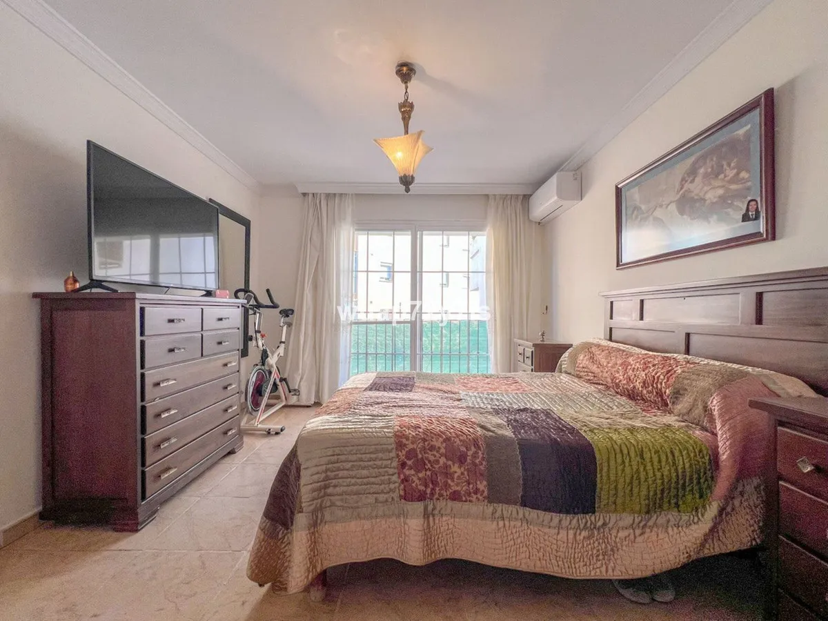 bb9f9d6c-c410-4e6e-b796-3bcb3cd82e3d