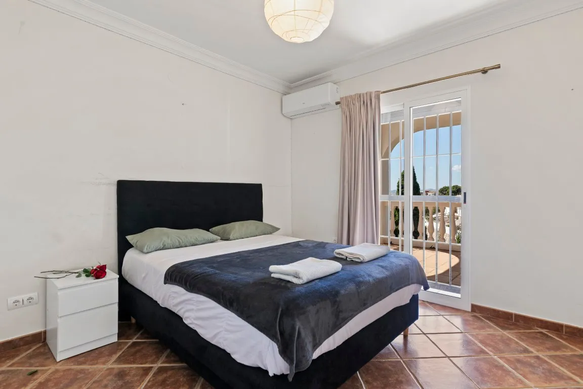 1962a3dc-4be9-44ef-bbba-f8bfc614bcf3