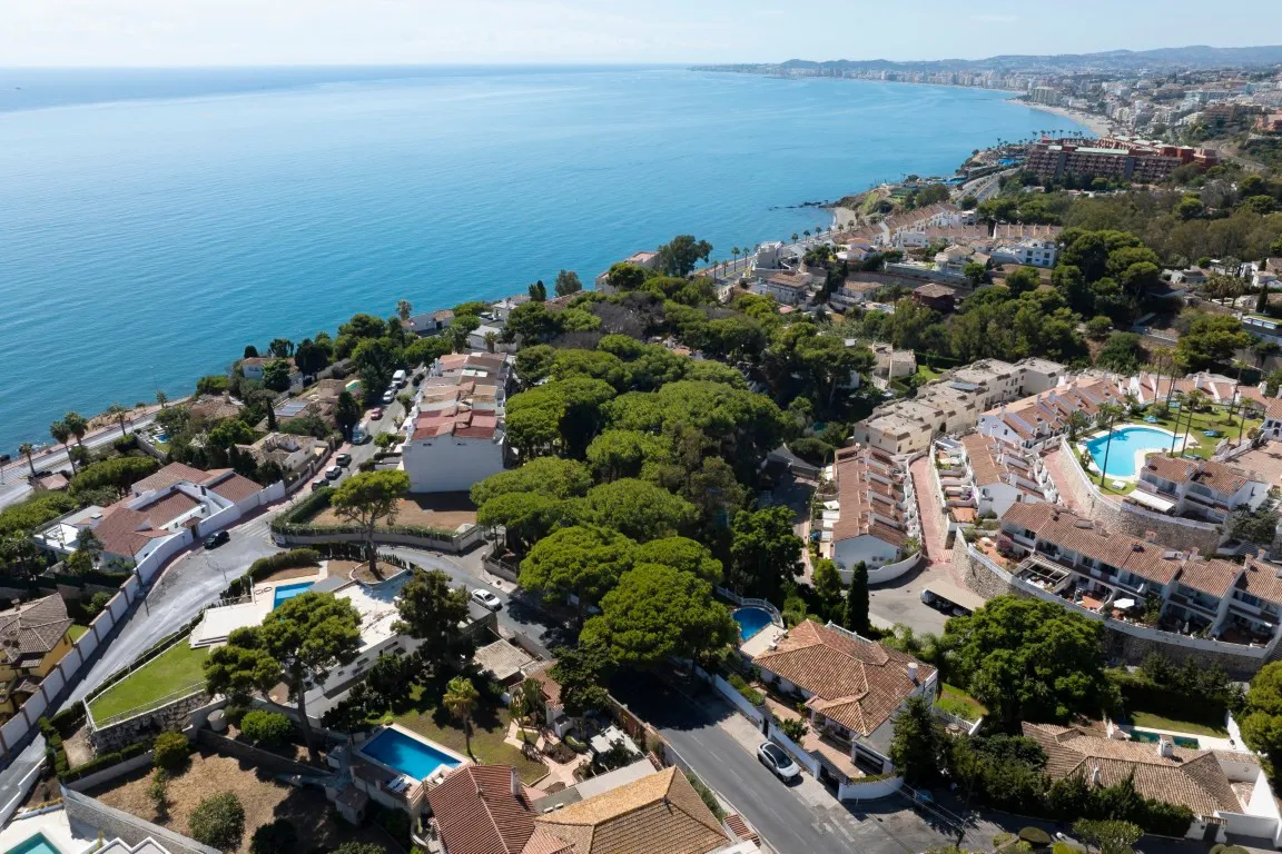 b05c7f54-0d4e-4edf-bf50-59c51da035be