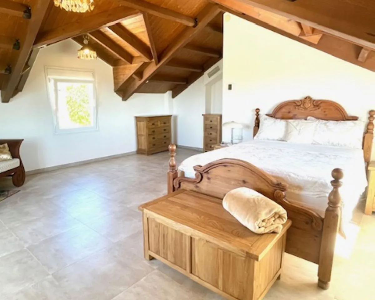 649d64c9-659c-46b6-aaa5-3ec22b3b42cc