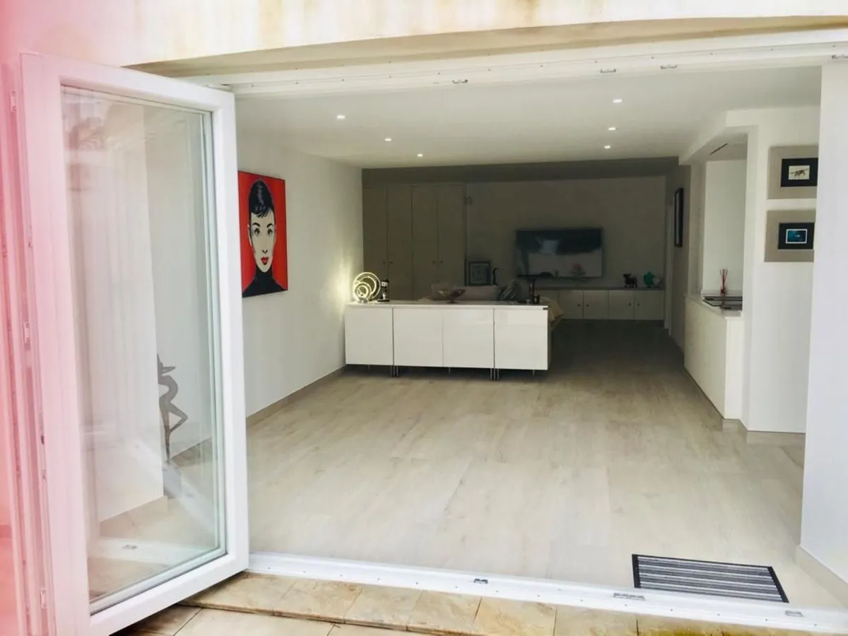 d9e034c9-6adf-40ca-9754-b706f7b71286